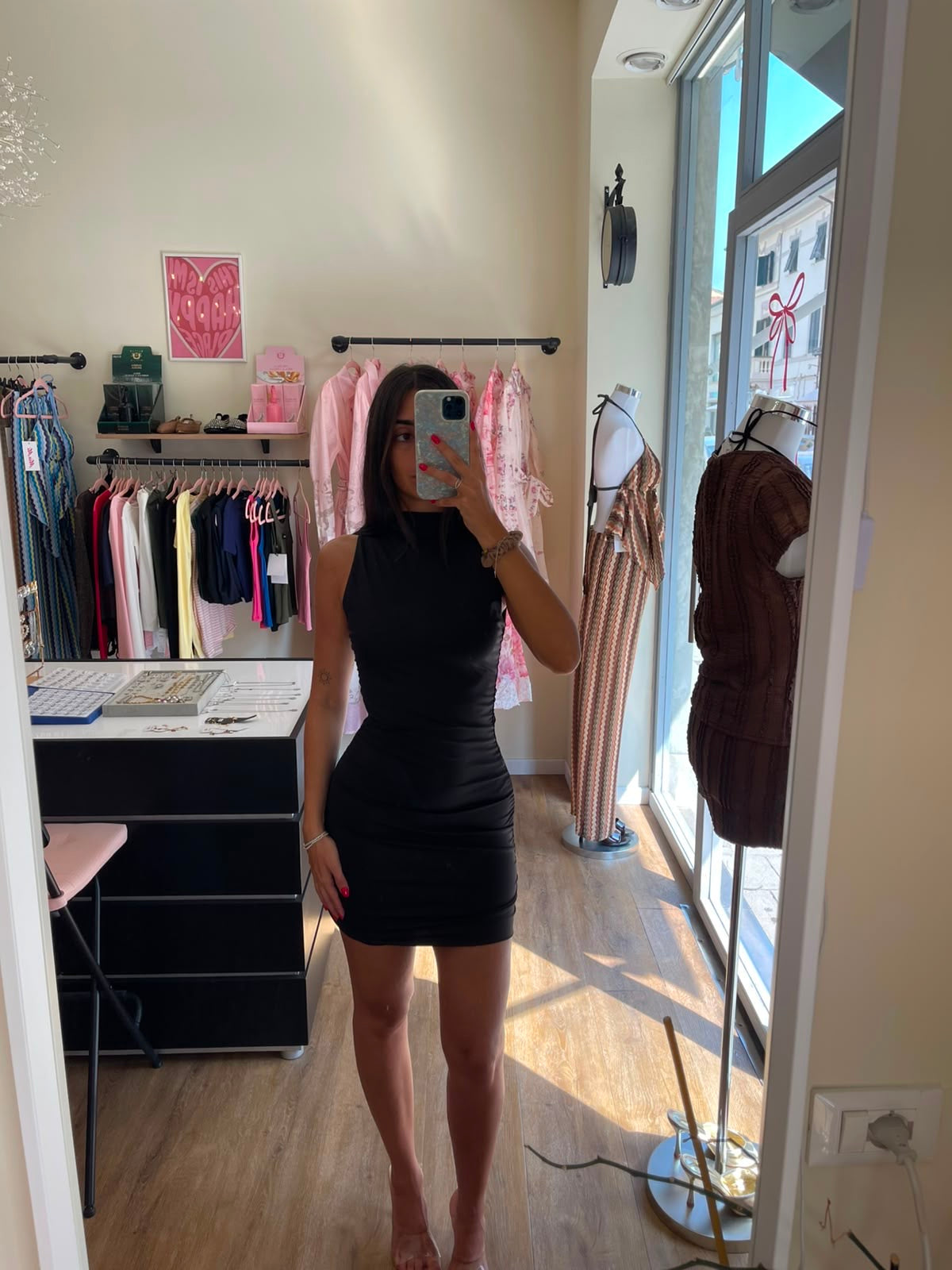 ABITO NINA