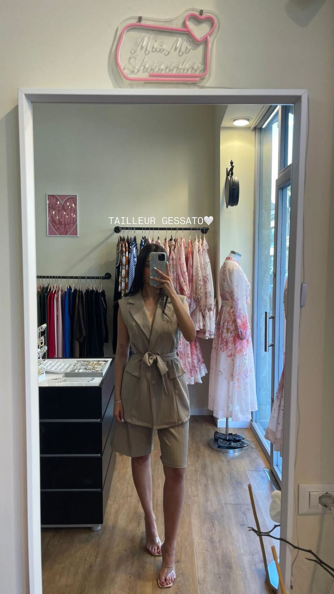 TAILLEUR BERMUDA